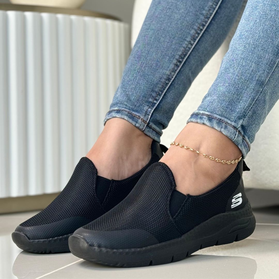 Zapatilla Deportivo Media Malla