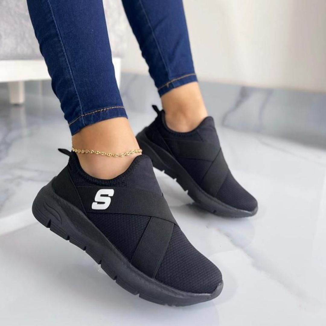 ZAPATILLA SKECHERS CAUCHO CRUZADO